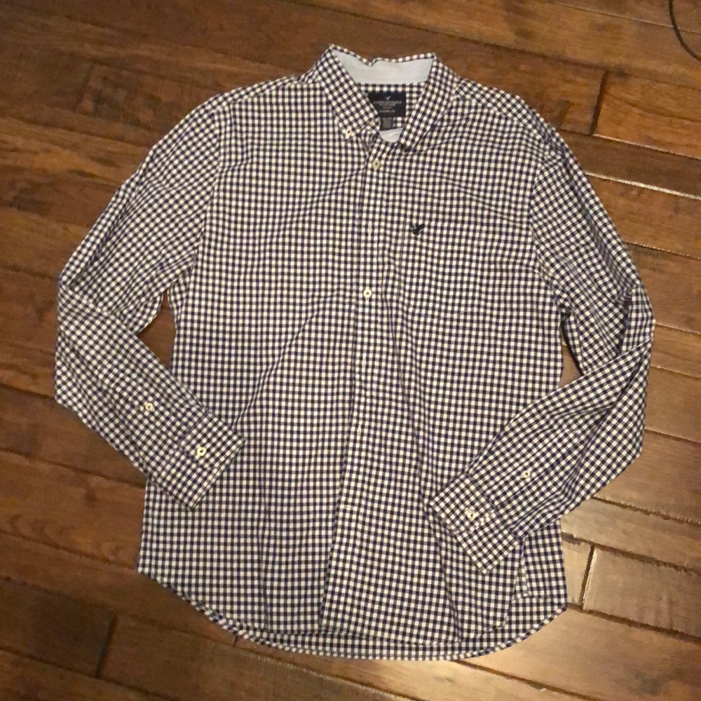 American Eagle gingham shirt